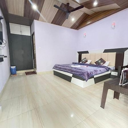 Oak Wood Homestay Banikhet Dalhousie Exterior photo