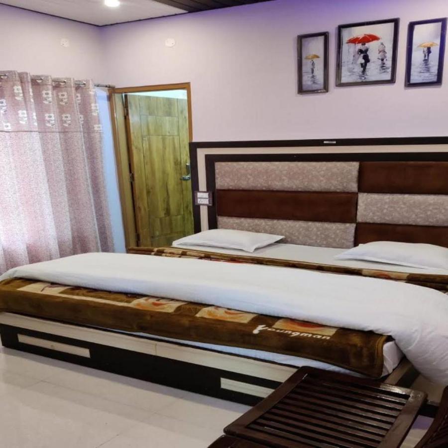 Oak Wood Homestay Banikhet Dalhousie Exterior photo