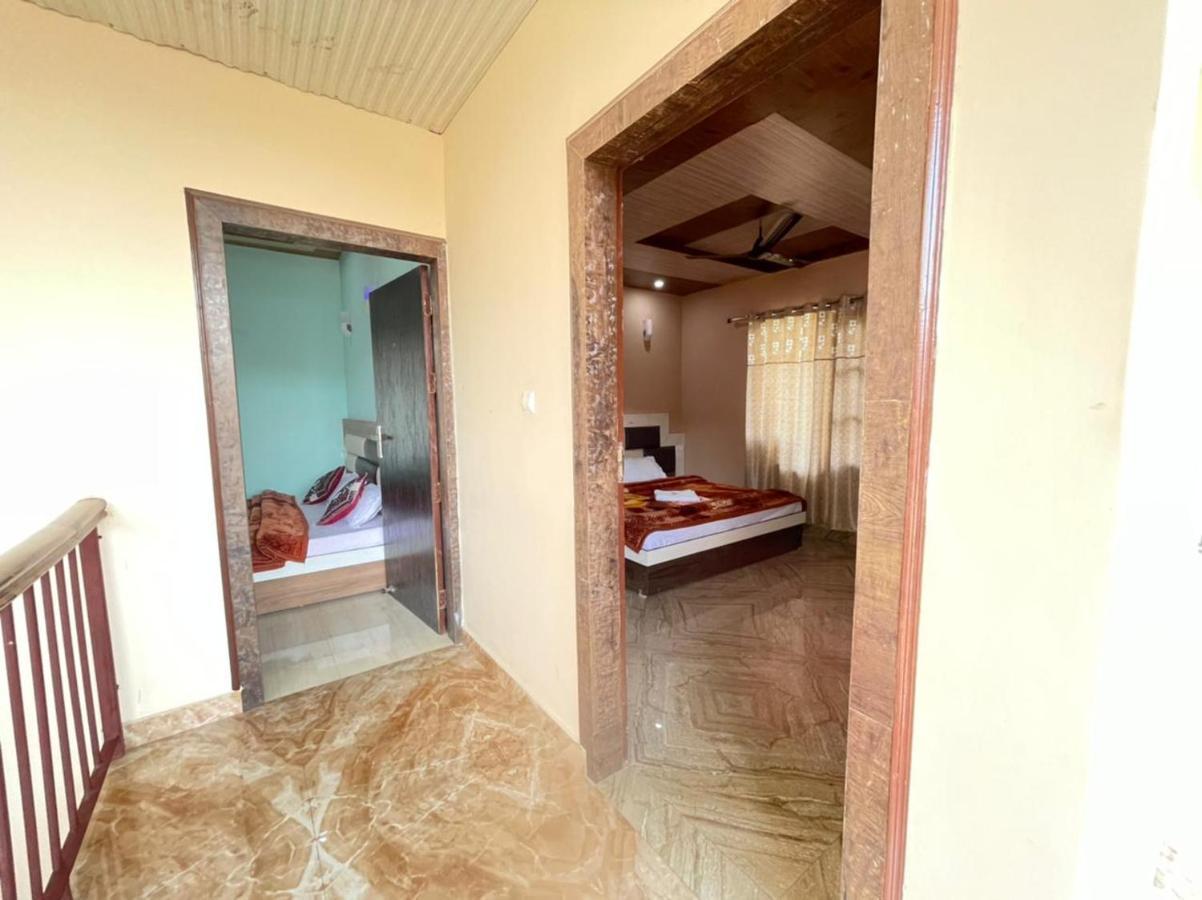 Oak Wood Homestay Banikhet Dalhousie Exterior photo