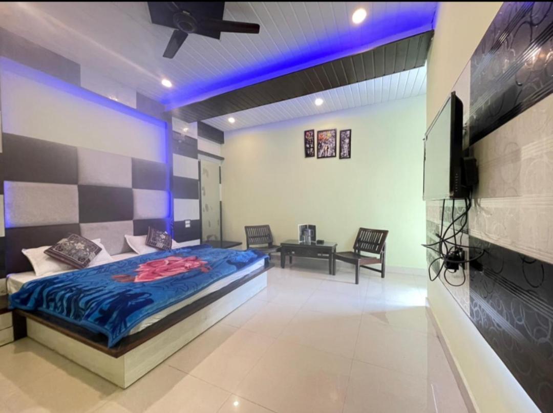 Oak Wood Homestay Banikhet Dalhousie Exterior photo